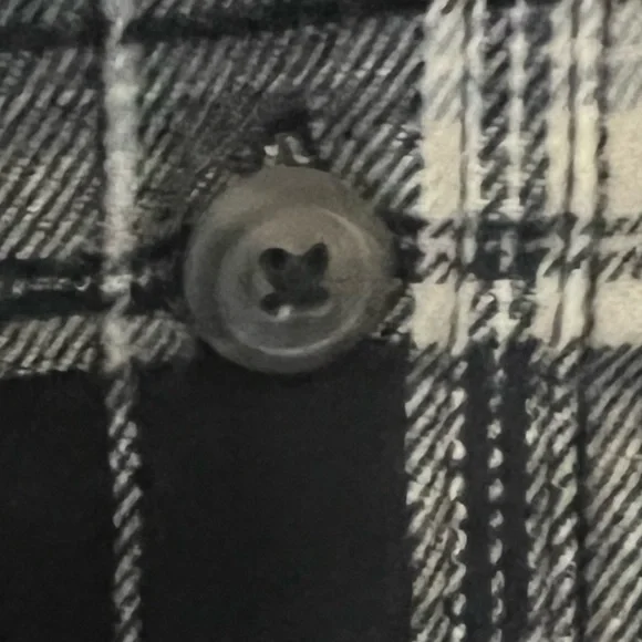 NWOT XLT long sleeve button down shirt 100% Cotton Plaid 1 front Pocket - Picture 8 of 9